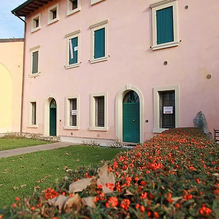 Апартаменты Romantic Borghetto Sul Mincio *